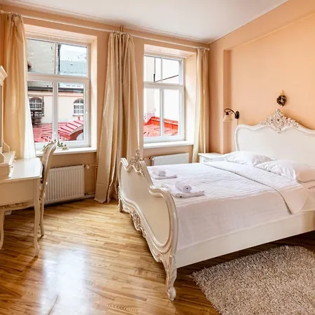 Old Vagnera Quiet Apartment Riga